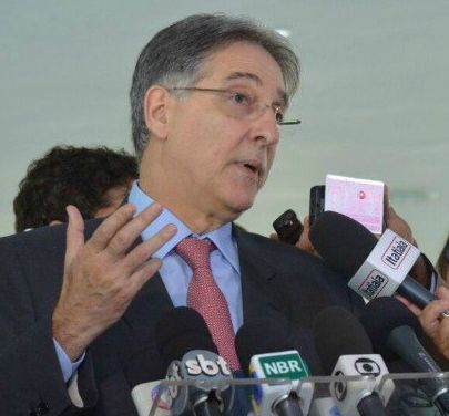 Governo de Minas expulsa 117 servidores por indisciplina – 44 da educação, 36 da PM, 21 da PC, 8 do CB, o restante em outras Secretarias Pimentel - Divinews